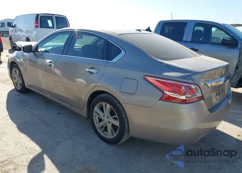 2013 Nissan Altima 2.5 Sv z USA, uszkodzony, nr VIN 1N4AL3AP5DN457748
